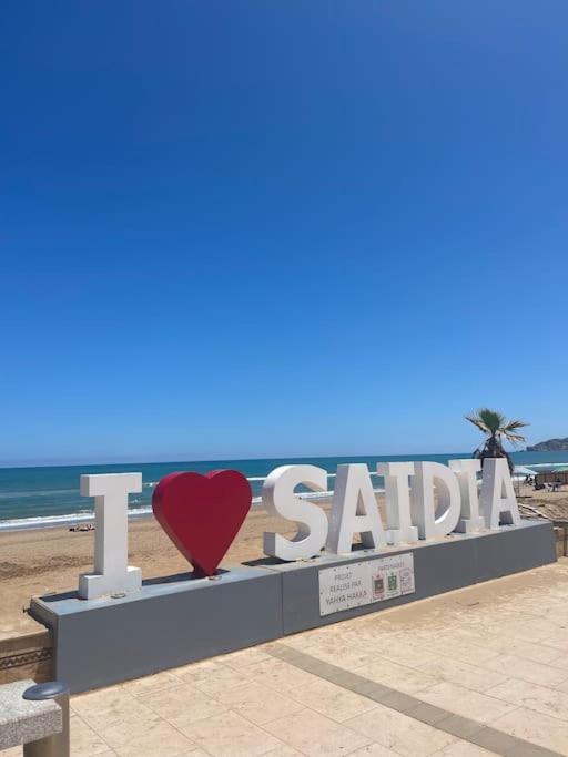Appartement En Residence + Grande Terrasse Sur Le Toit Saidia Exterior photo